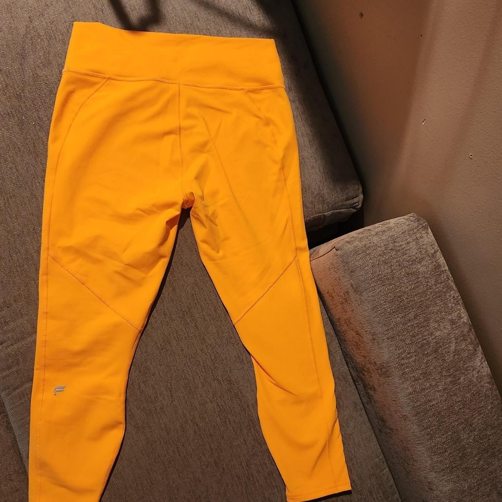 💛 Brand New Fabletics